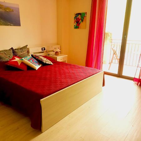 Villa I Minnulareddi Giardini Naxos Eksteriør billede