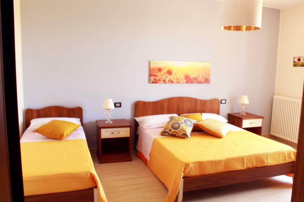 Villa I Minnulareddi Giardini Naxos Eksteriør billede